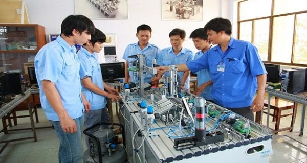 Vì Sao Nên Làm Bằng Cao Đẳng Cơ Điện Hà Nội?