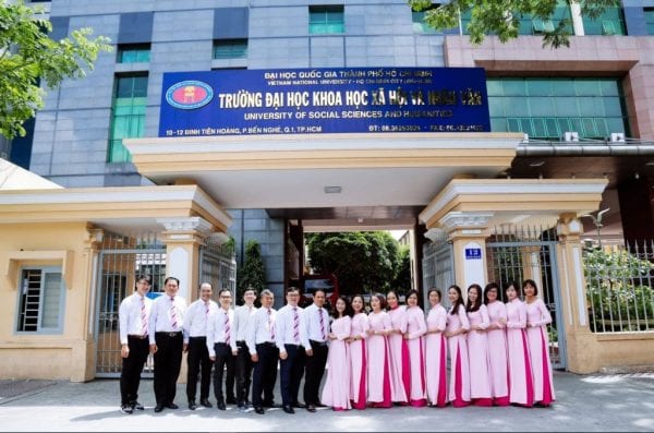 làm bằng đại học khoa học xã hội và nhân văn