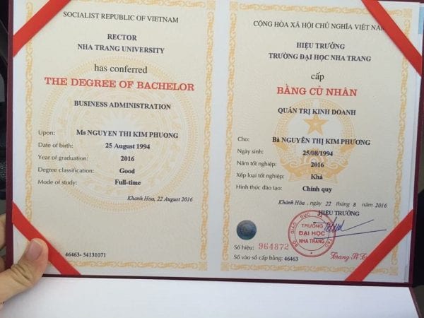 Mua Bằng Đại Học Quản Trị Kinh Doanh - Cơ Hội Việc Làm