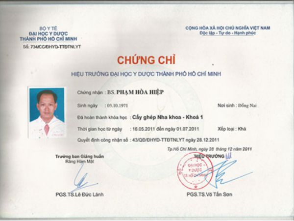 Làm Chứng Chỉ Hành Nghề Dược Giá Rẻ Uy Tín Trên Toàn Quốc