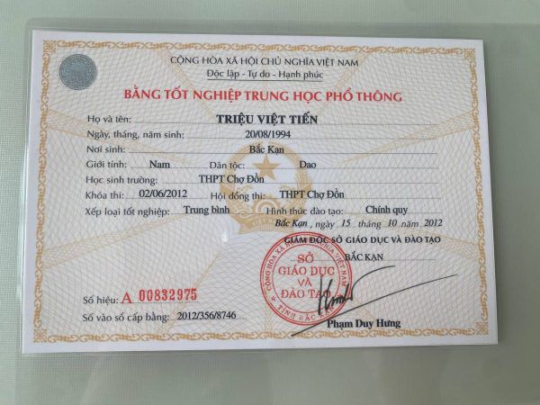 Khi nào cần dịch vụ làm bằng cấp 3 tại TP.HCM?