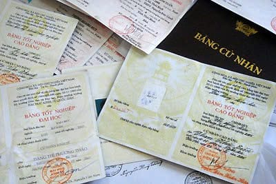Phôi Bằng Đại Học